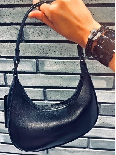 Black shiny handbag 2