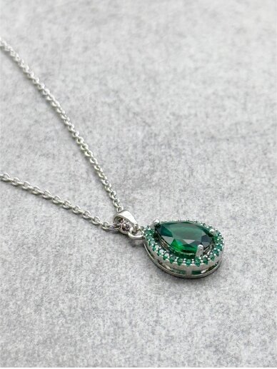 Necklace CHARMING GREEN 1