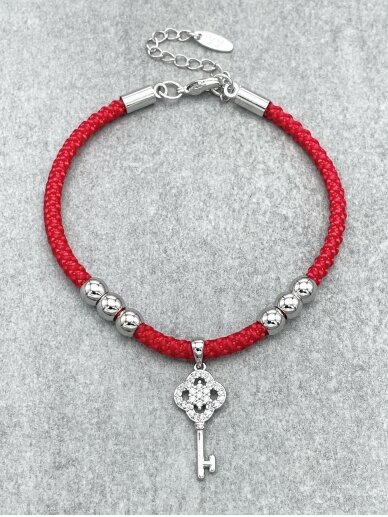 MAGIC KEY bracelet with red thread